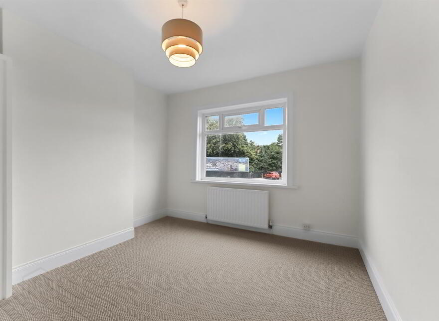 36 Belfast Road, Carrickfergus, BT38 8BT