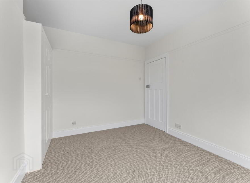 36 Belfast Road, Carrickfergus, BT38 8BT