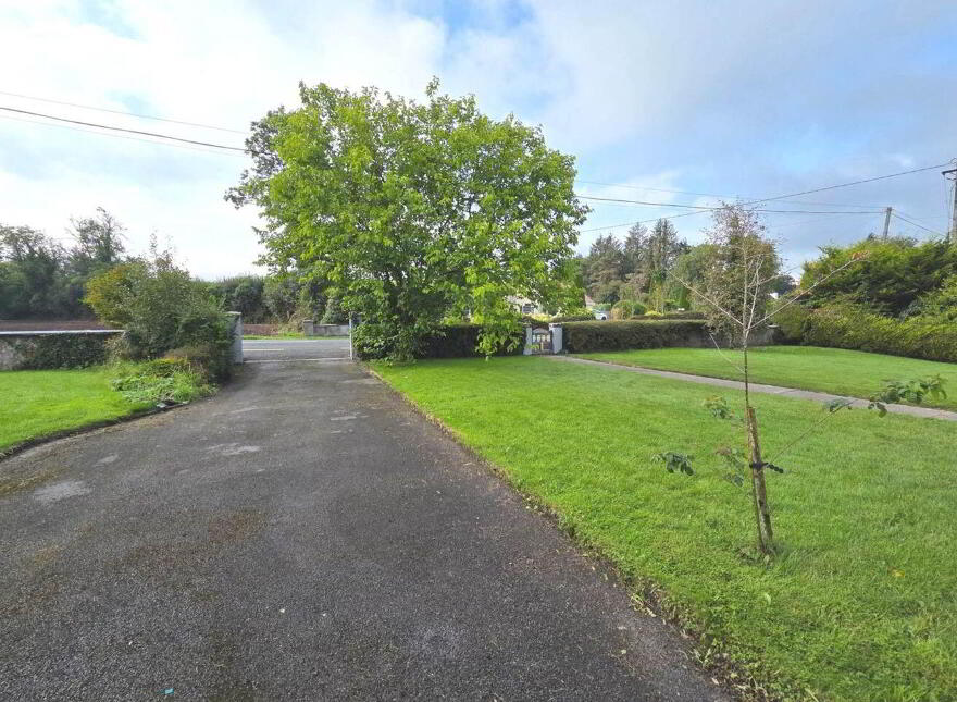 4 Bed Bungalow/ Seperate Workshop &, C. 8.75 Acres, Ballyhard, Glenamaddy, F45H049