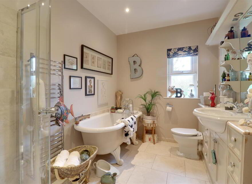 75 Stump Road, Ballywalter, Newtownards, BT22 2NT