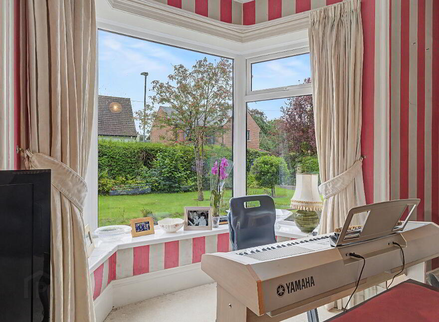 18 Deanfield, Derry, BT47 6HY
