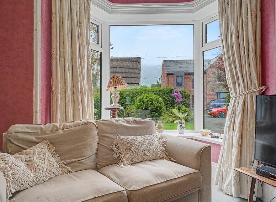 18 Deanfield, Derry, BT47 6HY