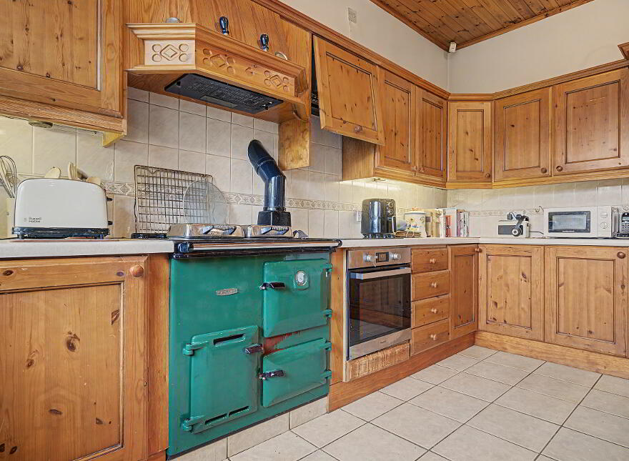 18 Deanfield, Derry, BT47 6HY