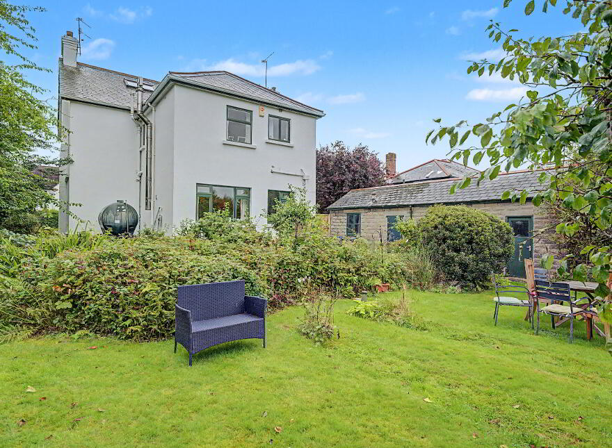 18 Deanfield, Derry, BT47 6HY