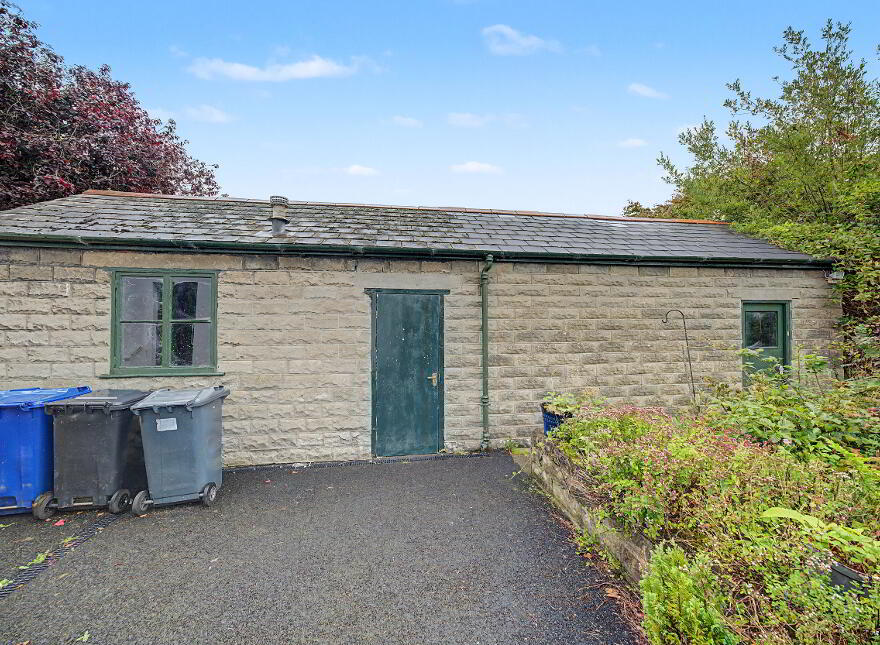 18 Deanfield, Derry, BT47 6HY