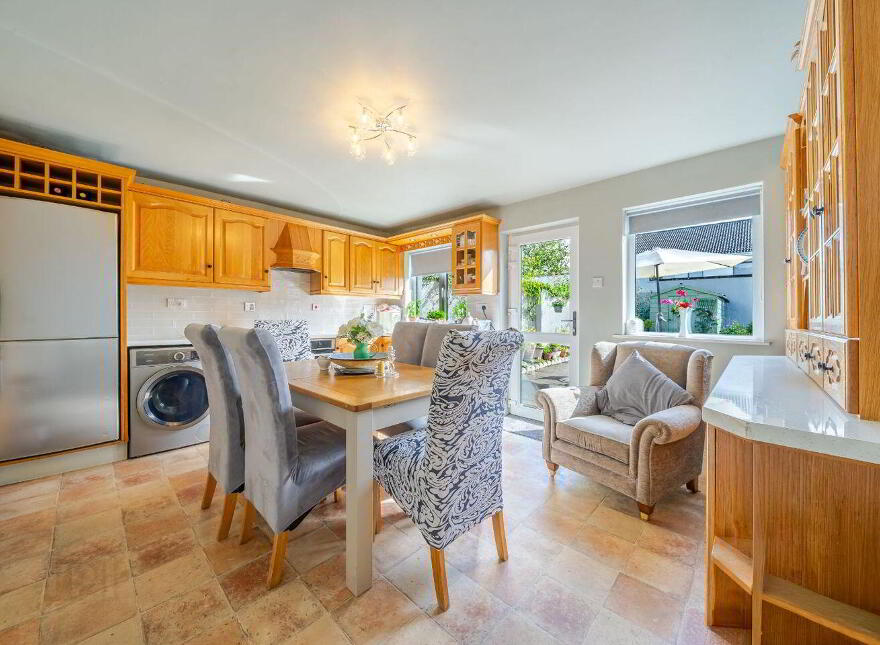 83 Chestnut Grove, Castlebar, F23DR70