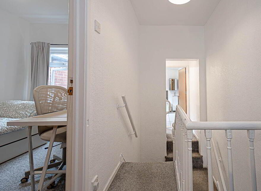 41 Rosebery Road, Ravenhill, Belfast, BT6 8JA