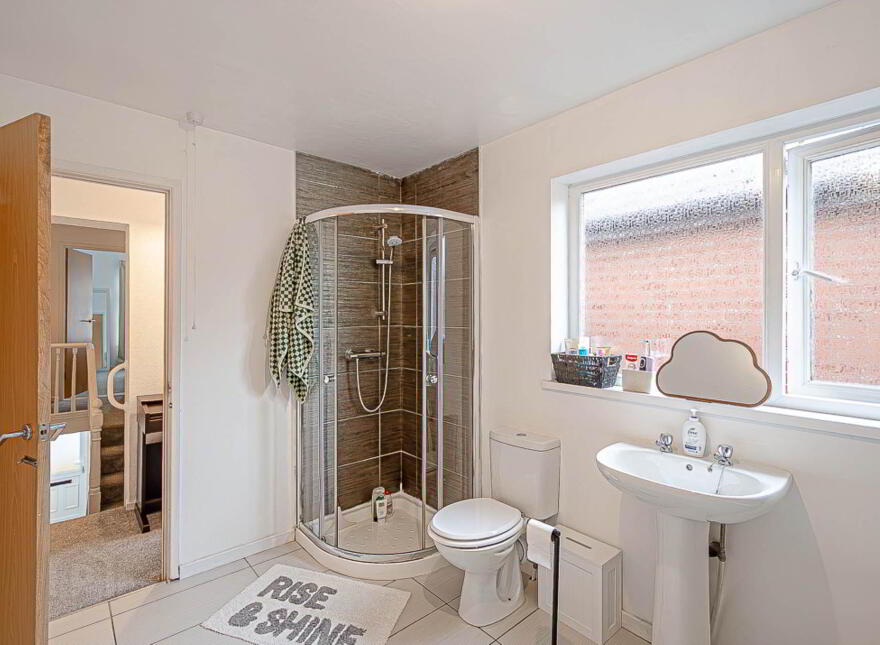 41 Rosebery Road, Ravenhill, Belfast, BT6 8JA