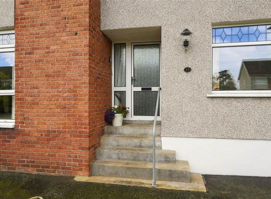 31 Grangegorm Drive, Ballymena, BT42 2EE