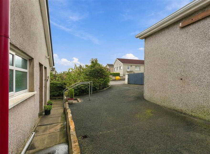 31 Grangegorm Drive, Ballymena, BT42 2EE