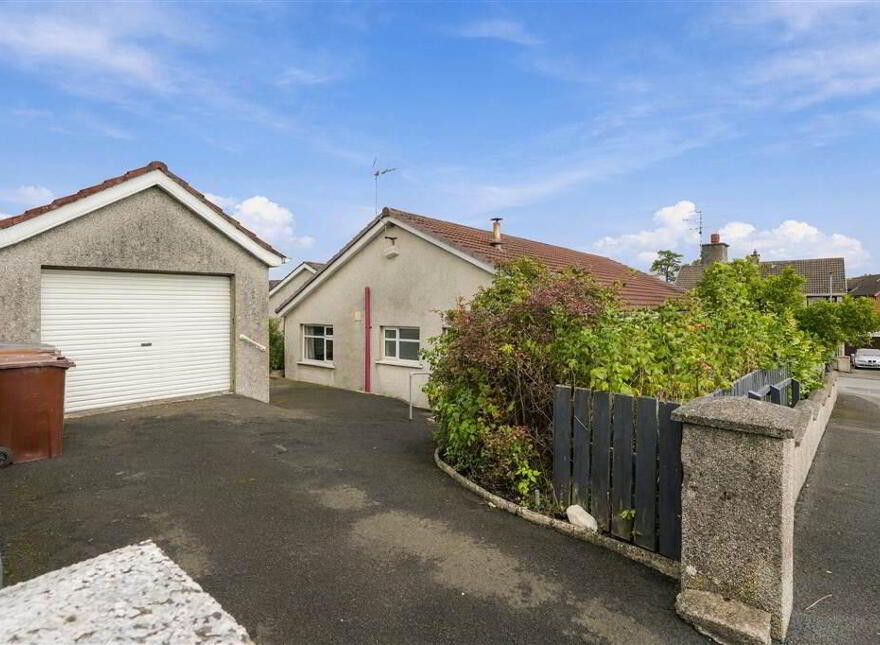 31 Grangegorm Drive, Ballymena, BT42 2EE