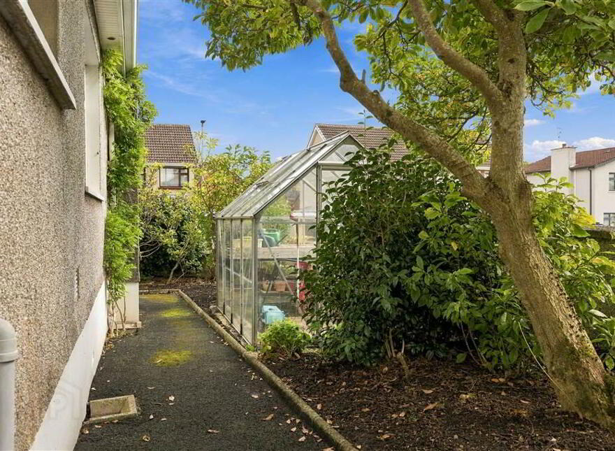 31 Grangegorm Drive, Ballymena, BT42 2EE