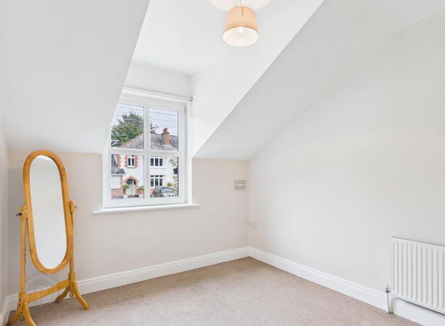 4 Laurel Grove, Dublin Road, Thurles, E41D6F7