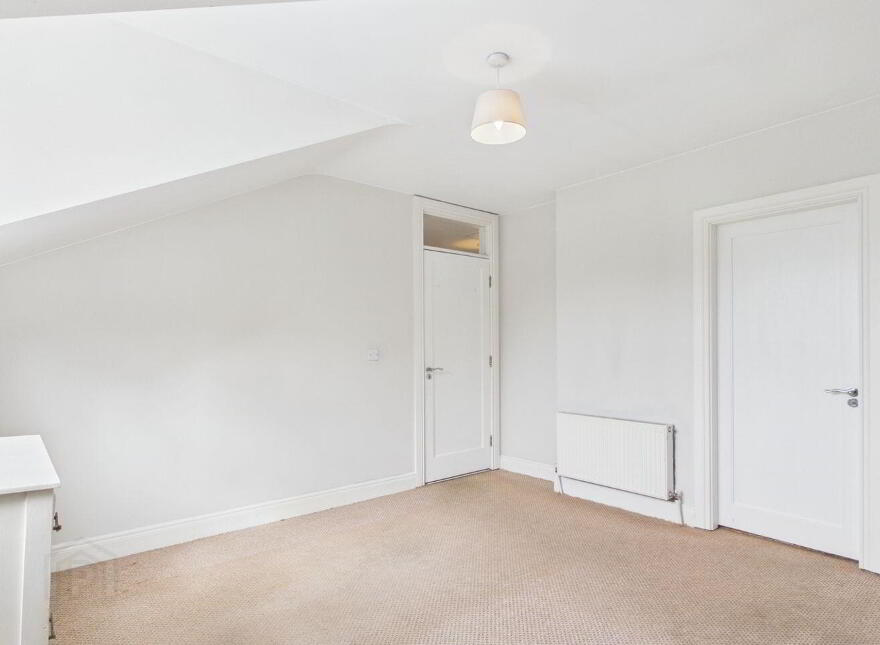 4 Laurel Grove, Dublin Road, Thurles, E41D6F7