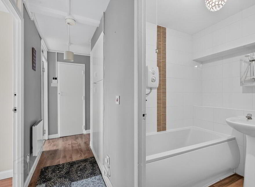 3A Moylena House, Benmore Drive, Belfast, BT10 0EG