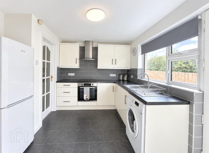 14 Fairhill Road, Newtownabbey, BT36 6LY