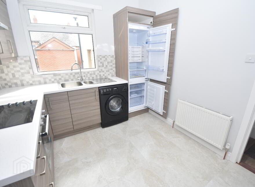 A & B (2 Bed & 1 Bed Apts), 58 Tates Avenue, Belfast, BT9 7BY