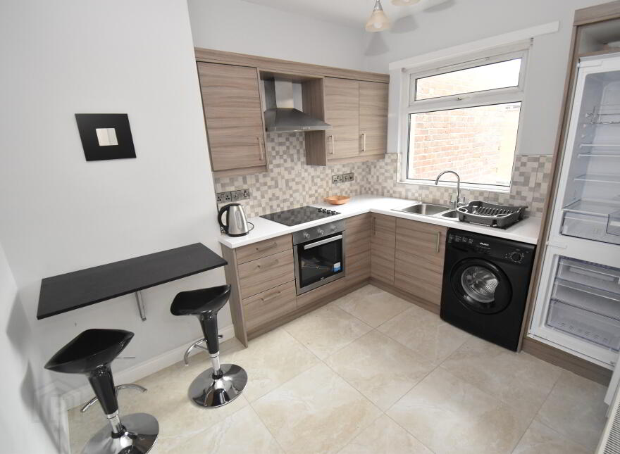 A & B (2 Bed & 1 Bed Apts), 58 Tates Avenue, Belfast, BT9 7BY