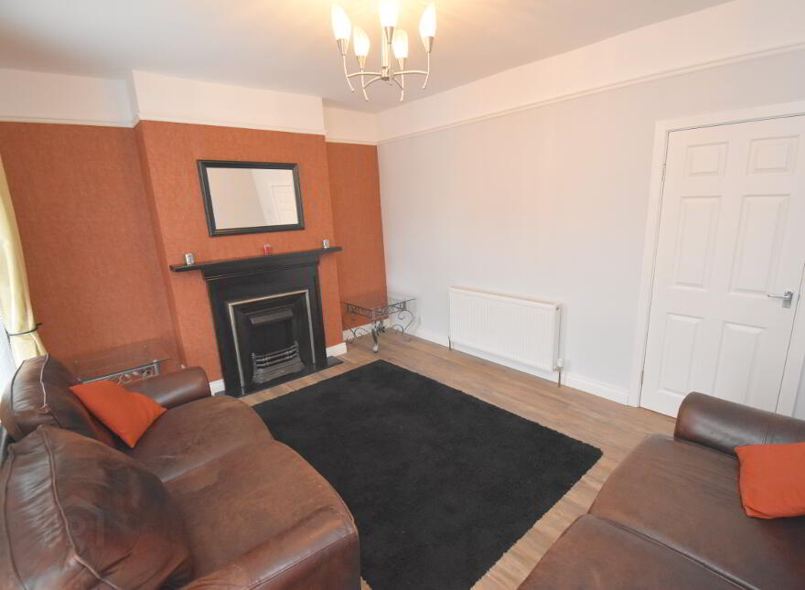 A & B (2 Bed & 1 Bed Apts), 58 Tates Avenue, Belfast, BT9 7BY