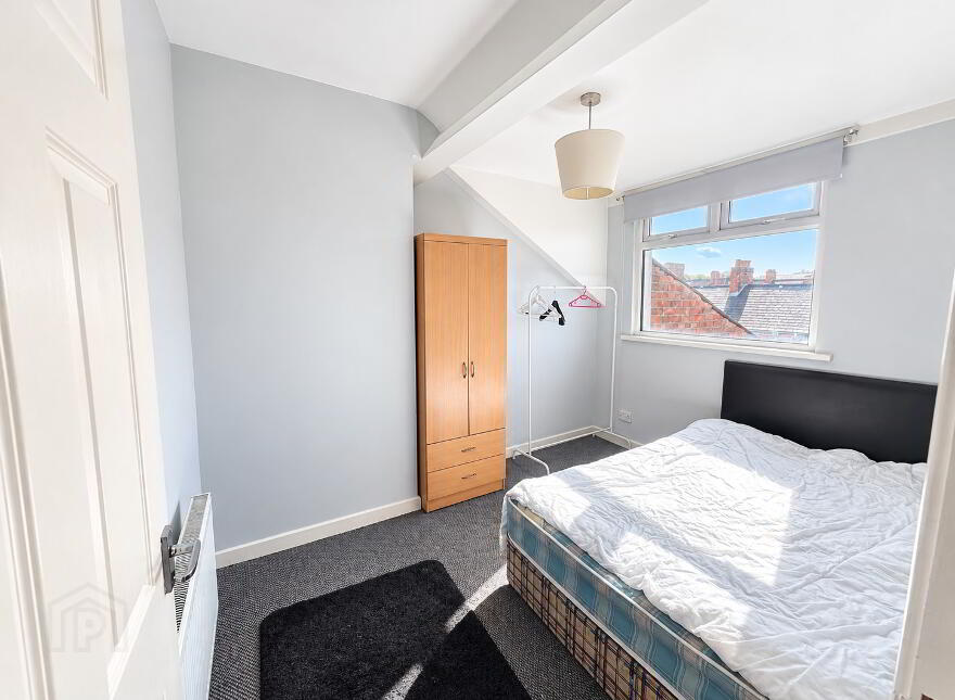 A & B (2 Bed & 1 Bed Apts), 58 Tates Avenue, Belfast, BT9 7BY