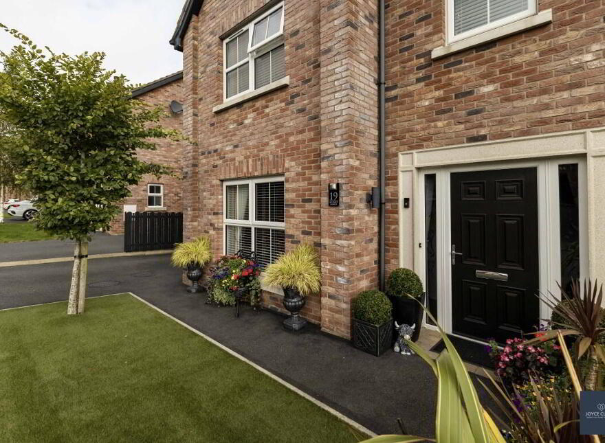 19 Mill Race Manor, Markethill, BT60 1QU