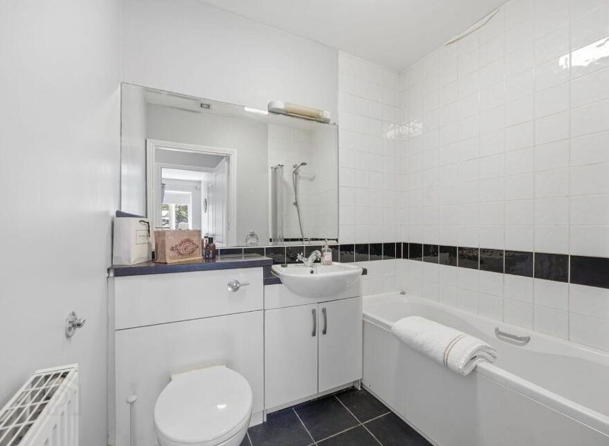 Apartment 3 Rathmore, The Links, Station Road, Portmarnock, Portmarnock, D13NX33