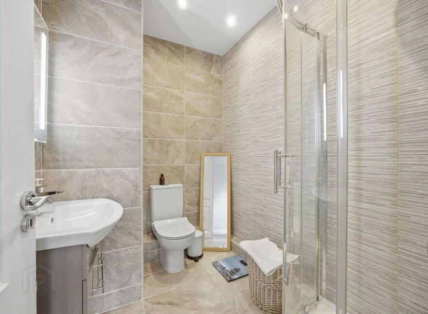 Apartment 3 Rathmore, The Links, Station Road, Portmarnock, Portmarnock, D13NX33