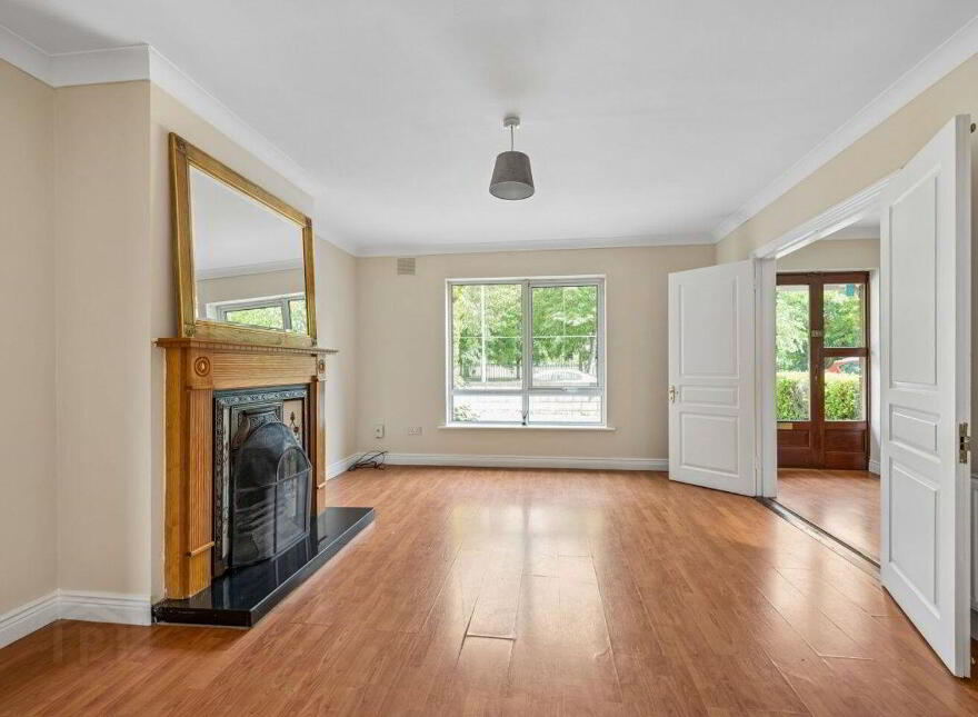 72 The Park, Beaumont Woods, Beaumont, Beaumont, D09P762