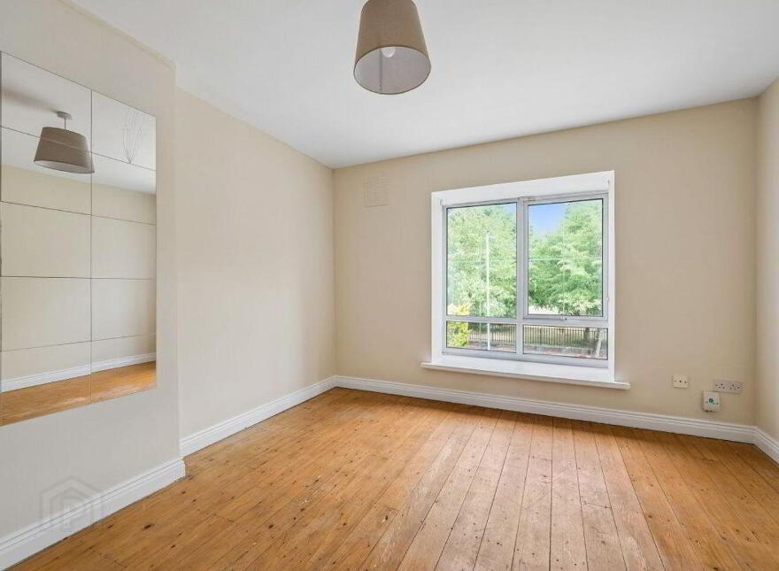 72 The Park, Beaumont Woods, Beaumont, Beaumont, D09P762