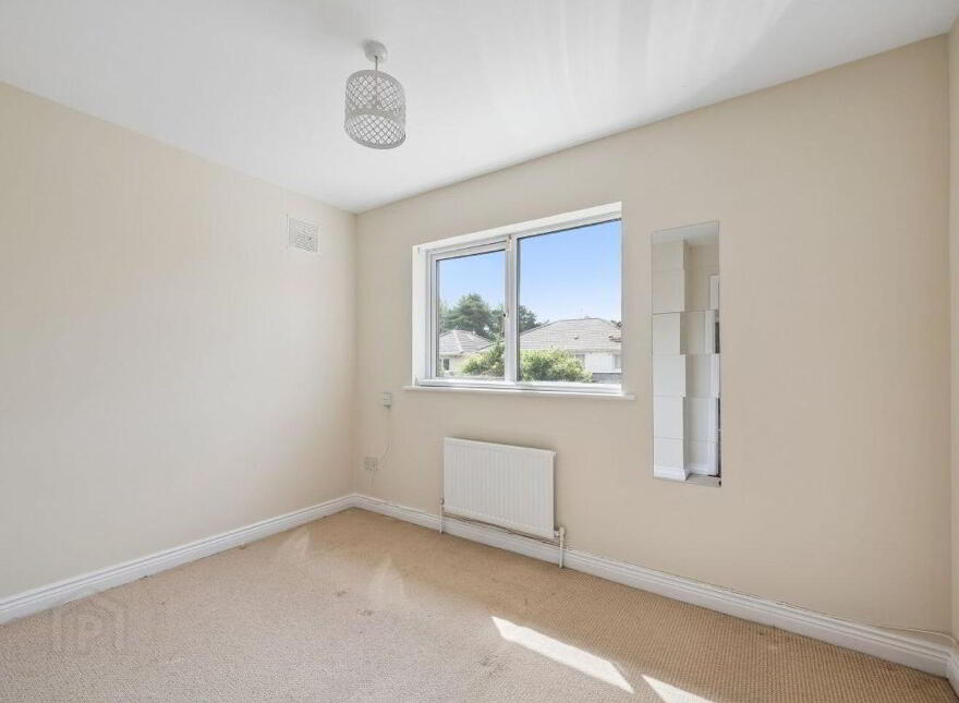 72 The Park, Beaumont Woods, Beaumont, Beaumont, D09P762