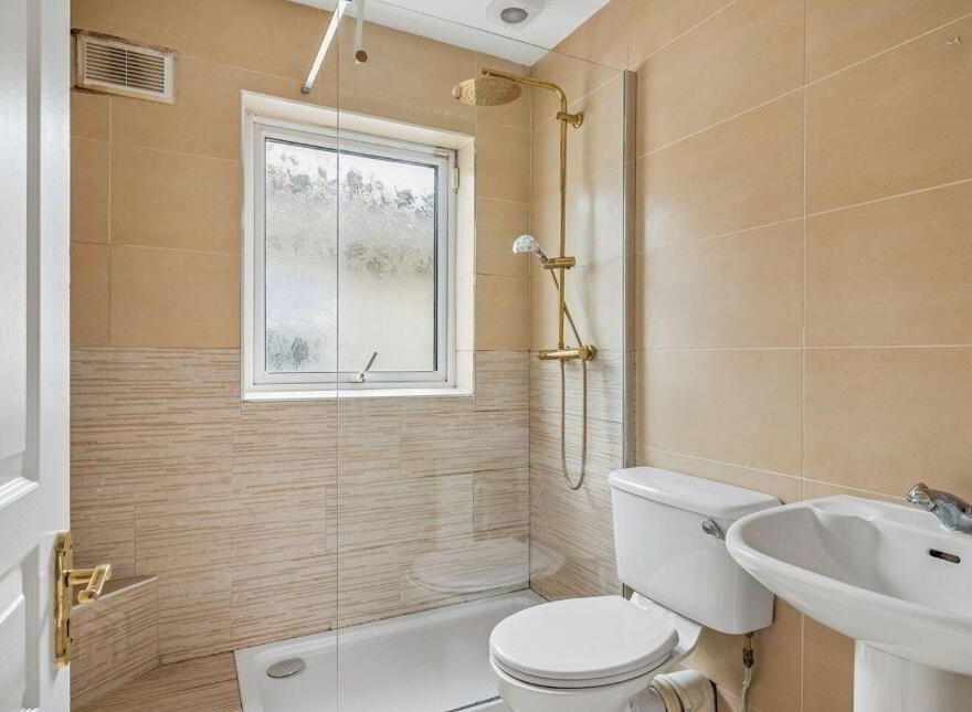 72 The Park, Beaumont Woods, Beaumont, Beaumont, D09P762