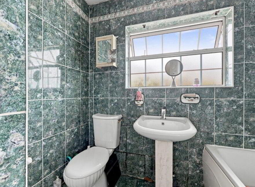102 Verbena Avenue, Sutton, Sutton, D13VK37