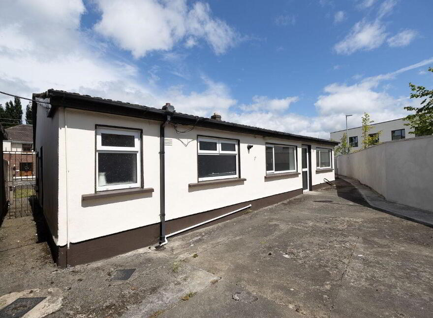 2 Saint John's Road, Clondalkin, D22YW54
