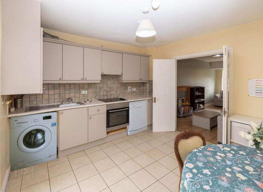 44 Castlegrange Square, Clondalkin, Clondalkin, D22WY93