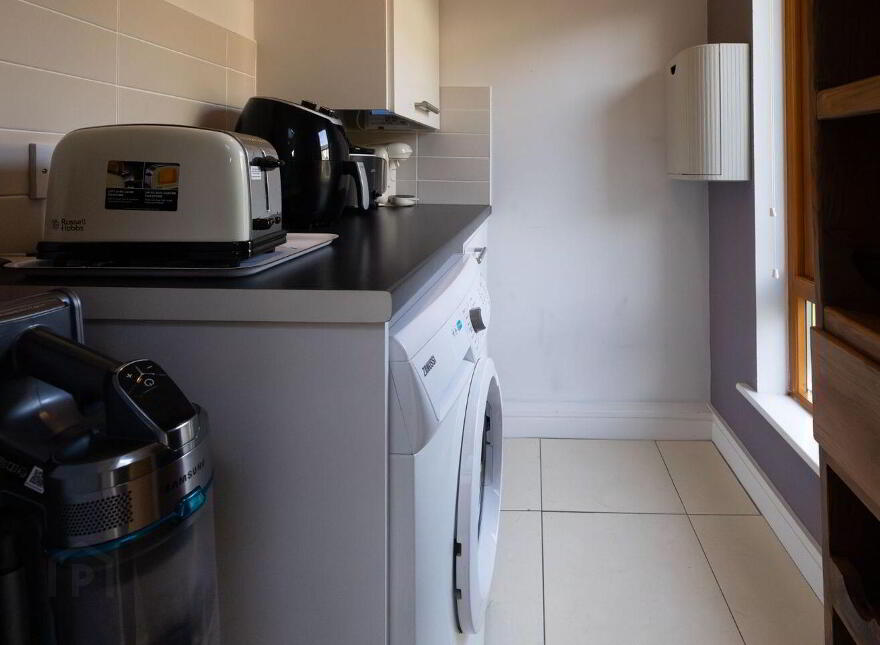 8 Blackthorn Hill Crescent, Rathcoole, Rathcoole, D24PN52