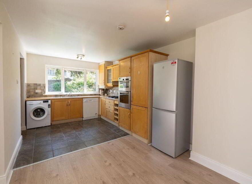 2 Monastery Heath Avenue, Clondalkin, Clondalkin, D22YT35