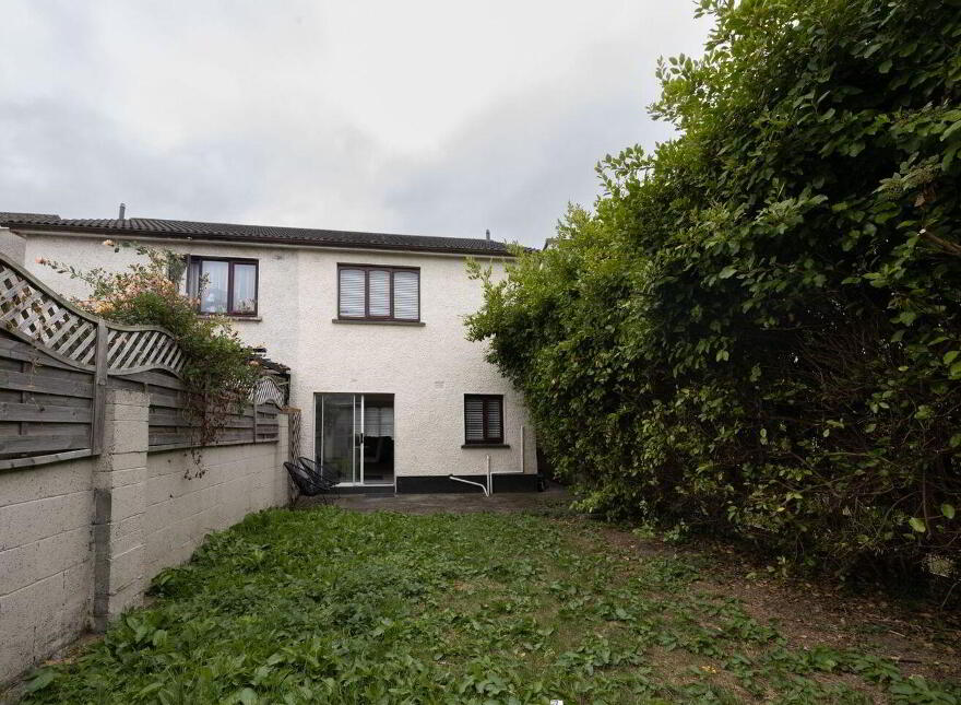 12 Woodford Parade, Clondalkin, D22V4X5