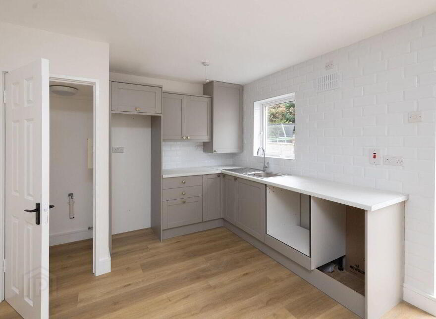 9 Sundale Parade, Tallaght, Tallaght, D24Y8N4