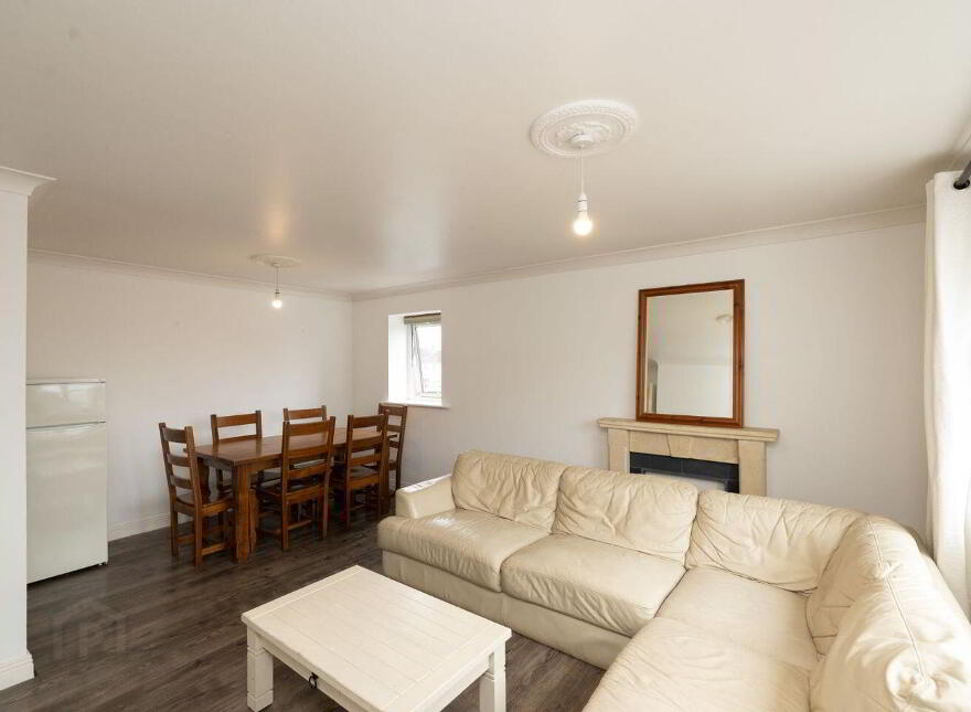 Apartment 16 Whitehall Square, Walkinstown, Walkinstown, D12X891