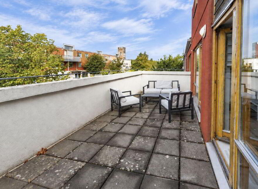 85 Cedarbrook Walk, Cherry Orchard, Cherry Orchard, D10T803
