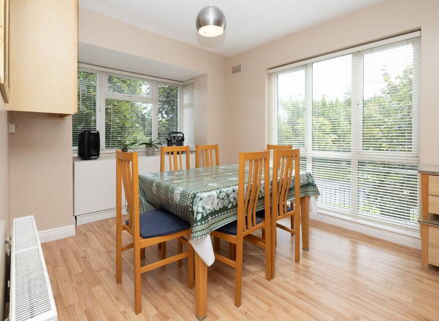16 Newlands Manor Court, Clondalkin, Clondalkin, D22R7Y4