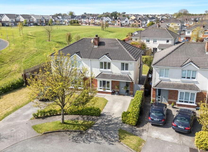24 The Court, Lakepoint Park, Mullingar, N91F5C7 photo