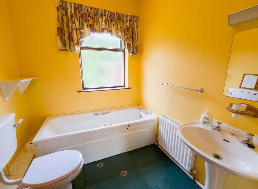 20 Lawn Park, Castlebar, F23AC97
