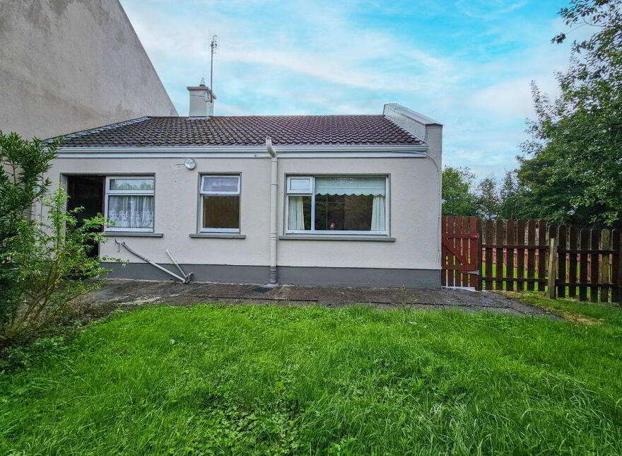 20 Lawn Park, Castlebar, F23AC97