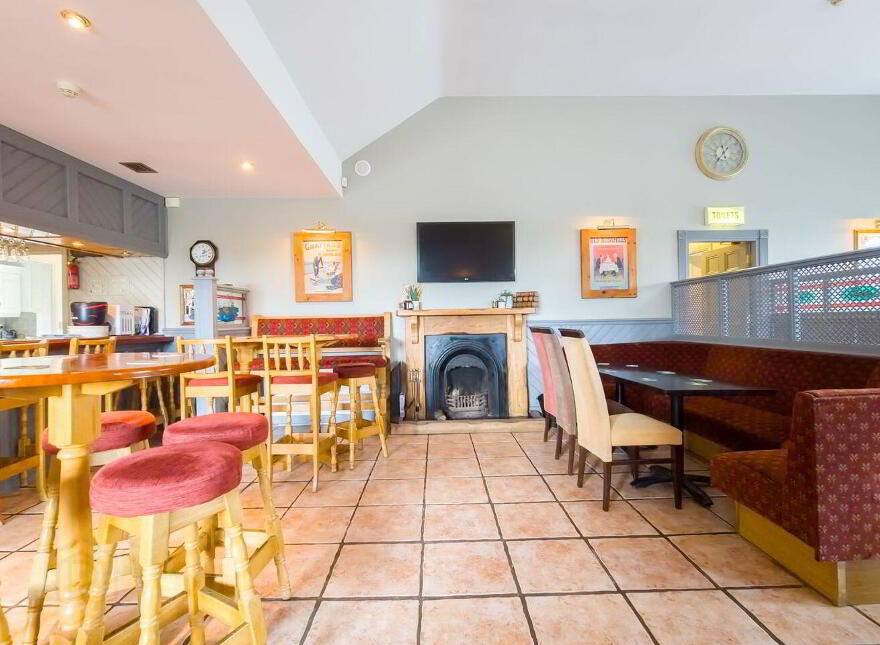 Carra Lodge, Carrownacon, F12RK58
