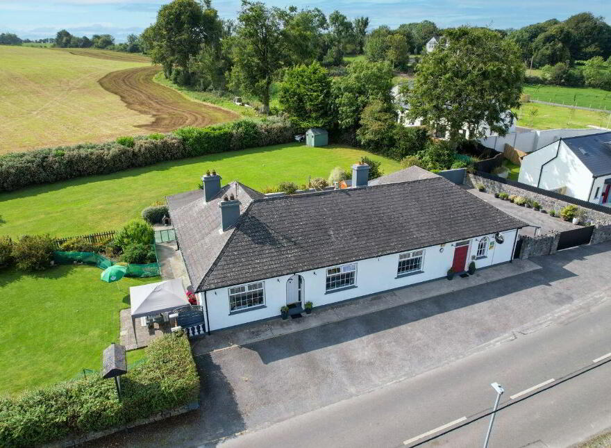 Carra Lodge, Carrownacon, F12RK58