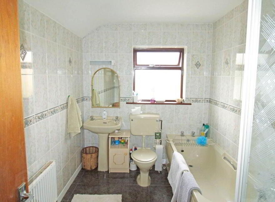 Knockanillaun, Ballina, Knockanillaun, F26K1E8