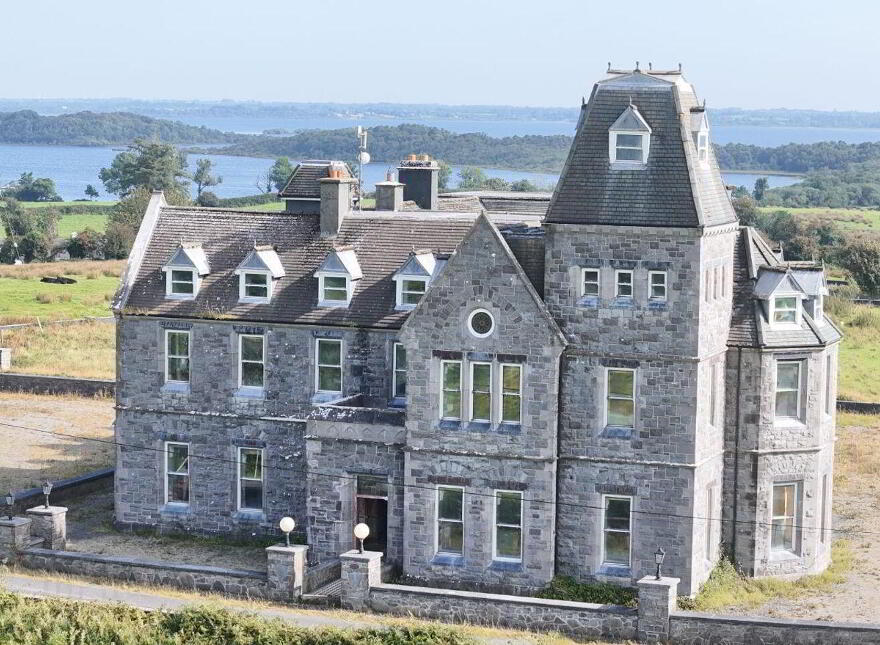 Errew House, Castlehill, Ballina, F26WK27