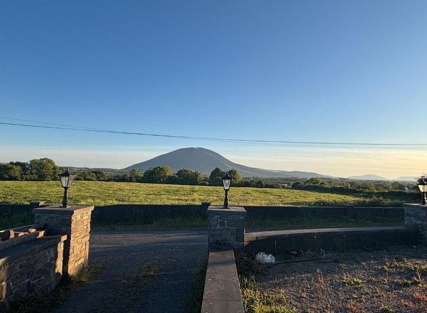 Errew House, Castlehill, Ballina, F26WK27