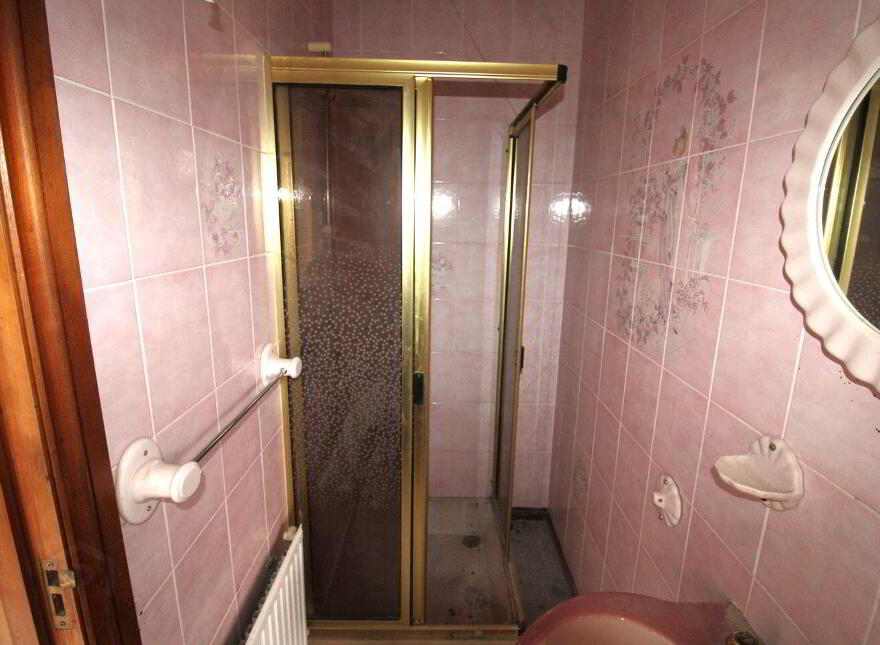 Lake View Villa, Errew, Castlehill, F26H016